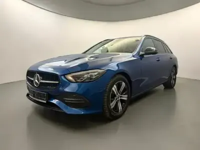 Gebraucht Mercedes C220 Avantgarde 270 PS (198 kW) 2023 Blau Limousine