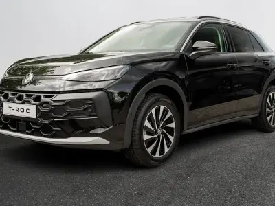 Gebraucht VW T-Roc Life 150 PS (110 kW) 2026 Schwarz SUV