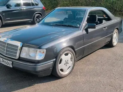 Gebraucht Mercedes E300 180 PS (132 kW) 1991 Schwarz Coupé