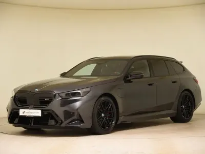 Gebraucht BMW M5 Performance 727 PS (534 kW) 2025 Sophistograu metallic Kombi