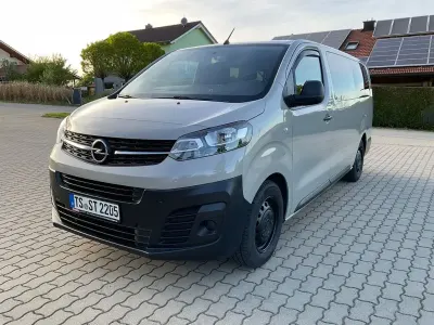 Gebraucht Opel Vivaro-e Combi 150 PS (110 kW) 2020 Grau Van / Kleinbus