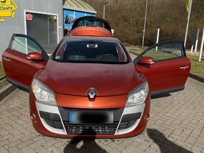Gebraucht Renault Mégane Coupé Dynamique 110 PS (80 kW) 2009 Orange Coupé