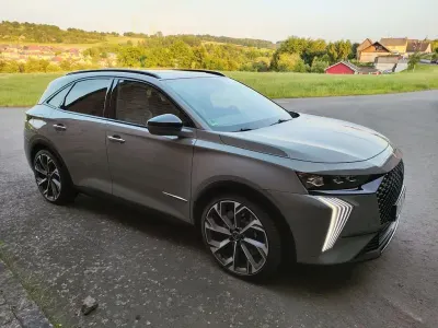 Gebraucht DS Automobiles DS7 Crossback 360 PS (264 kW) 2023 Grau SUV