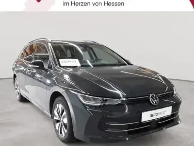Gebraucht VW Golf VIII Goal 150 PS (110 kW) 2025 Uranograu Kombi