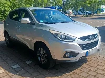 Gebraucht Hyundai ix35 Trend 136 PS (100 kW) 2015 Silber SUV