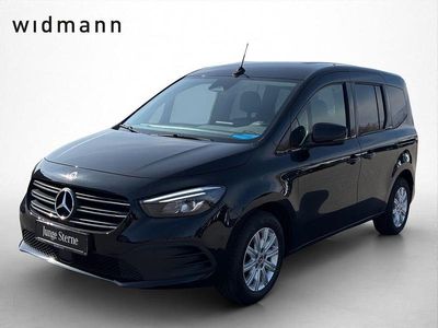 Gebraucht Mercedes T180 Progressive 116 PS (85 kW) 2023 Loparitschwarz metallic Van / Kleinbus