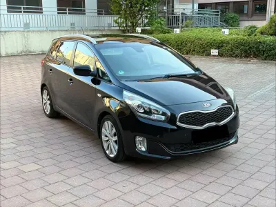 Gebraucht Kia Carens DREAM-TEAM Edition 141 PS (103 kW) 2015 Schwarz Van / Kleinbus