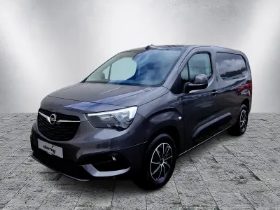 Gebraucht Opel Combo 131 PS (96 kW) 2020 Mondstein grau metallic Van / Kleinbus