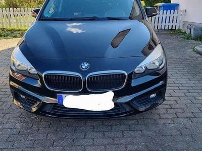 Gebraucht BMW 218 136 PS (100 kW) 2015 Schwarz Kombi