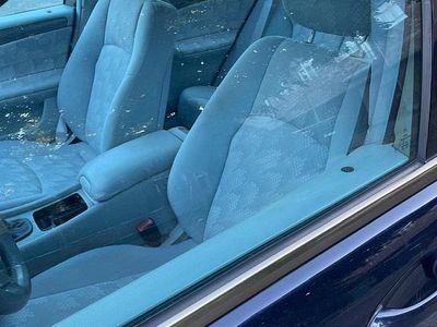Gebraucht Mercedes C180 135 PS (99 kW) 2001 Blau Limousine