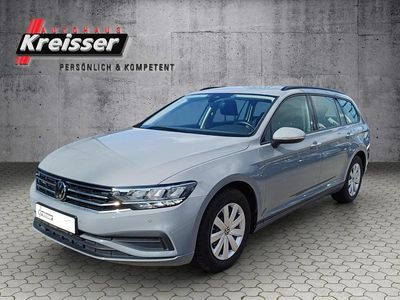 Gebraucht VW Passat Basis 150 PS (110 kW) 2024 Grau Kombi