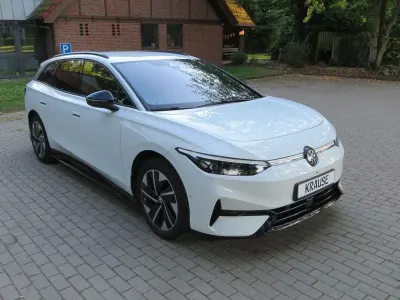 Gebraucht VW ID.7 Pro 210 kW (286 PS) 2024 Gletscherweiss Kombi