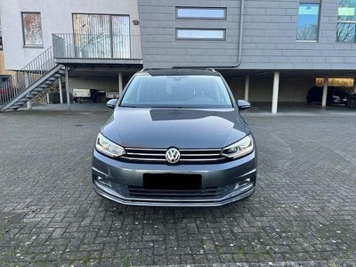 Gebraucht VW Touran Sound 150 PS (110 kW) 2017 Grau Van / Kleinbus