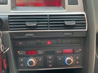 gebraucht Audi A6 schwarz, Automatik + Gasanlage (LPG)