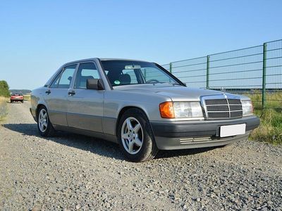 Silber Gebraucht 1990 Mercedes 190 Limousine | 4.600 €