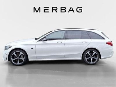Weiß Gebraucht 2020 Mercedes C300e AMG Limousine | 25.890 € (Fairer Preis)