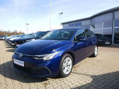 Gebraucht VW Golf VIII Life 110 PS (80 kW) 2021 Atlantic blue metallic Limousine