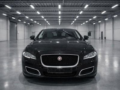 Gebraucht Jaguar XJ 300 PS (220 kW) 2019 Schwarz Limousine