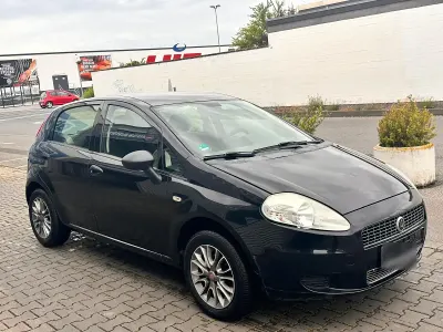 Brugt Fiat Punto 77 HK (56 kW) 2009 Sort Hatchback