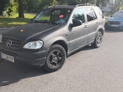 Mercedes ML320