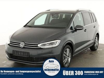 Neu VW Touran Comfortline 150 PS (110 kW) 2025 Grenadill black metallic Van / Kleinbus