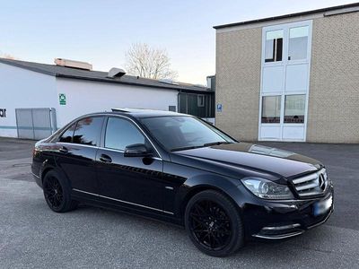 Gebraucht Mercedes C220 Avantgarde 170 PS (125 kW) 2011 Schwarz Limousine
