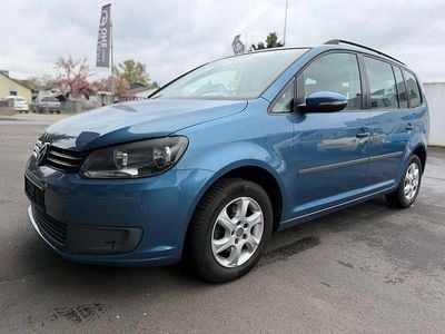 Second-hand VW Touran Trendline 140 CP (102 kW) 2011 Albastru Monovolum