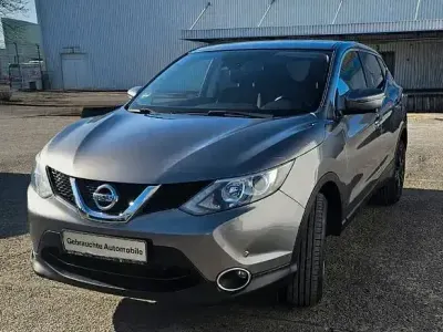 Gebraucht Nissan Qashqai N-Connecta 116 PS (85 kW) 2017 Grau SUV