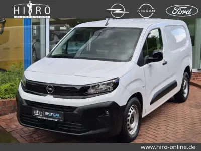 Gebraucht Opel Combo 131 PS (96 kW) 2025 Kaolin weiß Van / Kleinbus
