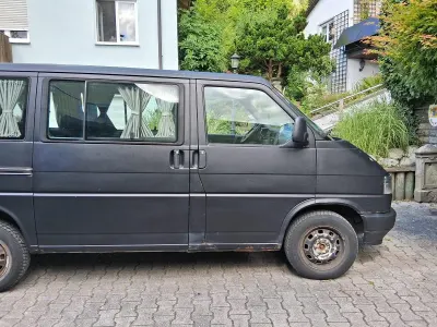 Gebraucht VW Multivan 68 PS (50 kW) 1993 Schwarz Van / Kleinbus
