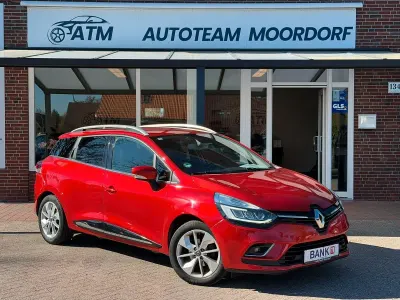 Gebraucht Renault Clio GrandTour Bose Edition 90 PS (66 kW) 2019 Rot Kombi