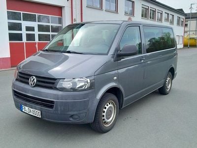 Usata VW Caravelle 102 CV (75 kW) 2011 Grigio Furgone