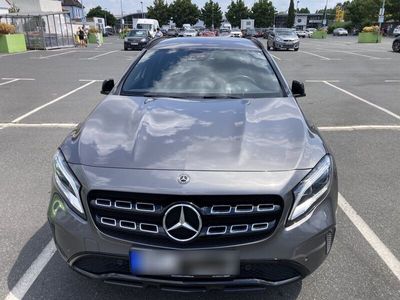 gebraucht Mercedes GLA220 GLA 4Matic 7G-DCT Kamera 2x Memory AHK Parkautom.