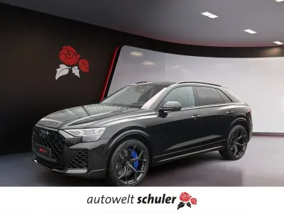 Neu Audi RS Q8 Performance 640 PS (470 kW) 2026 Schwarz SUV