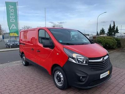 Usata Opel Vivaro 125 CV (91 kW) 2018 Rosso Monovolume