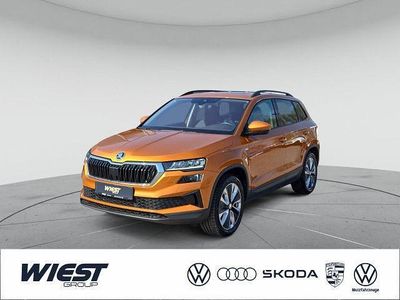 Gebraucht Skoda Karoq Tour 150 PS (110 kW) 2023 Phoenixorange metallic SUV