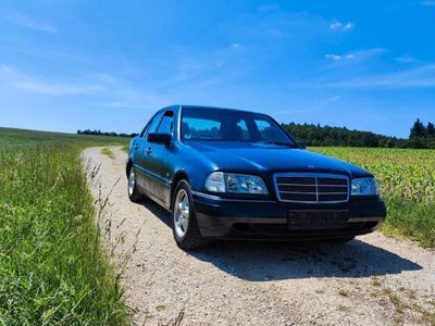 Mercedes C180