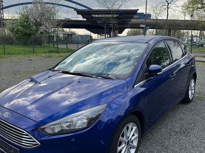 Second-hand Ford Focus Titanium 125 CP (91 kW) 2018 Albastru Berlinǎ