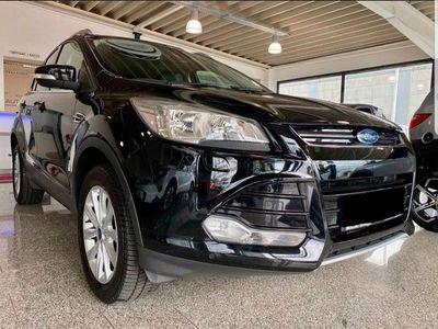Schwarz Gebraucht 2016 Ford Kuga Titanium SUV | 11.300 € (Fairer Preis)