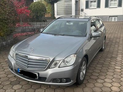 Mercedes E200