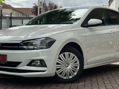 Gebraucht VW Polo Highline 110 PS (80 kW) 2021 Weiß Kleinwagen