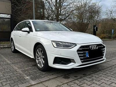 Weiß Gebraucht 2021 Audi A4 Advanced Kombi | 18.899 € (Fairer Preis)