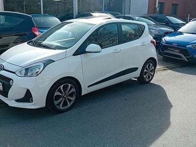 Gebraucht Hyundai i10 Style 87 PS (63 kW) 2017 Weiß Kleinwagen