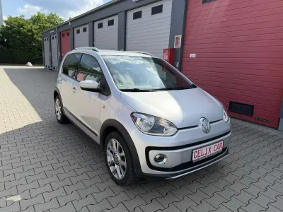 Gebraucht VW up! 75 PS (55 kW) 2016 Light silver metallic Kleinwagen