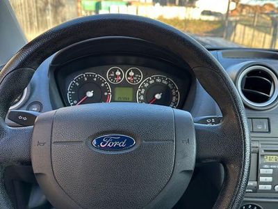 Gebraucht Ford Fiesta Ambiente 80 PS (58 kW) 2006 Limousine