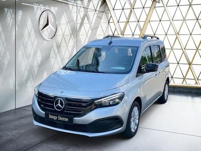 Mercedes EQT200