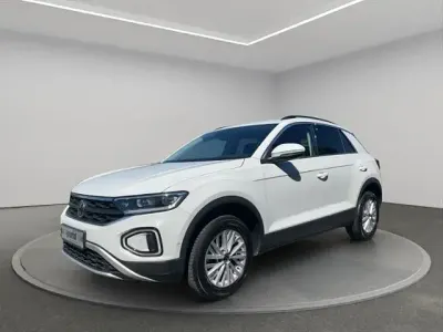 Usata VW T-Roc Life 150 CV (110 kW) 2022 Bianco SUV