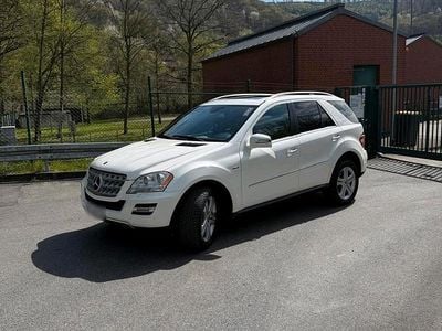 Gebraucht Mercedes ML350 231 PS (169 kW) 2011 Weiß SUV