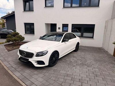 Usata Mercedes E250 AMG 211 CV (155 kW) 2018 Bianco Berlina