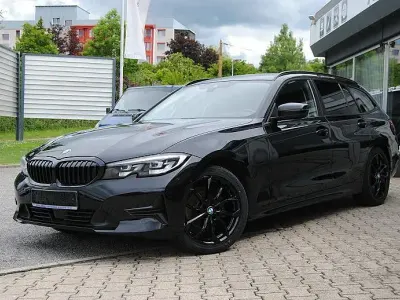 Gebraucht BMW 318 Advantage 150 PS (110 kW) 2020 Schwarz Kombi